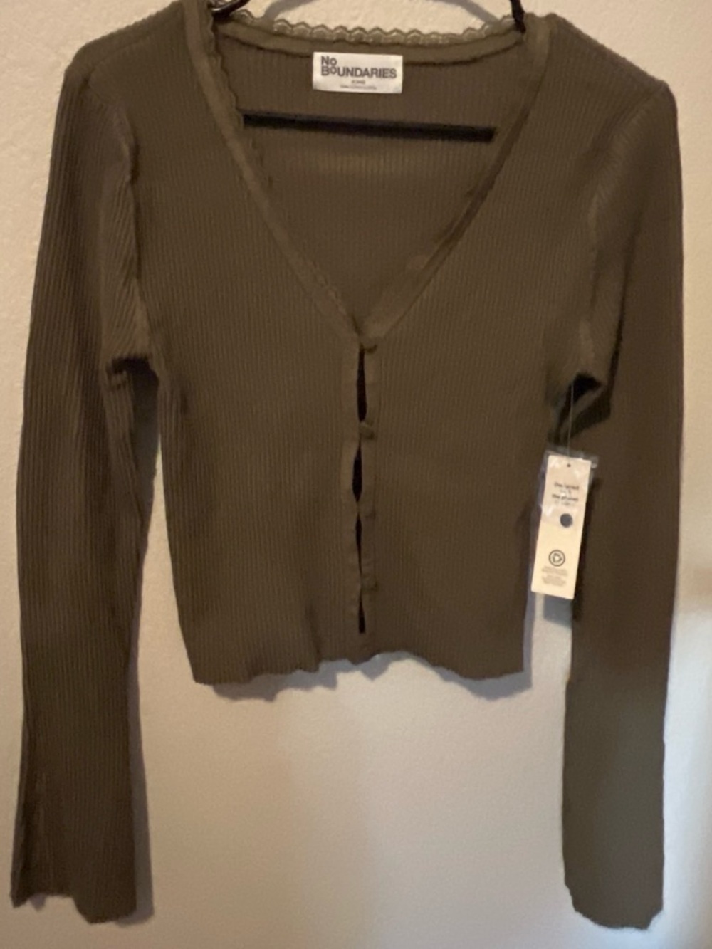 No Boundaries Olive Ribbed V-Neck Cropped Button-Front Long Sleeve Top